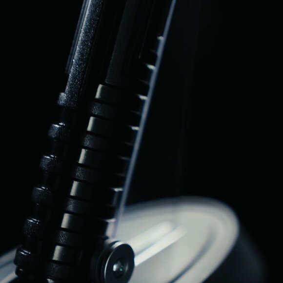 Legacy LIGHTSABER Darksaber – Star Wars Gen 1 - Picture 2 of 11